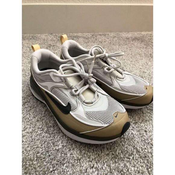 Nike Women’ Air Max Bliss Next Nature Size 9 - Picture 1 of 7